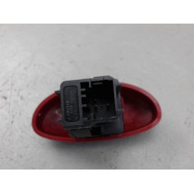BOUTON DE WARNING PEUGEOT 206