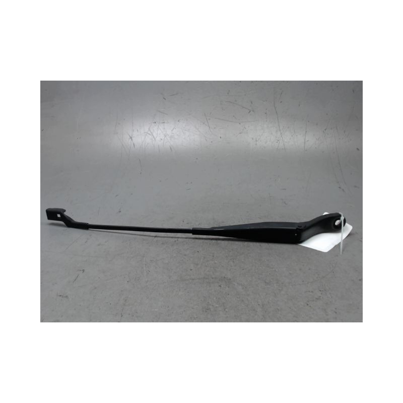 BRAS ESSUIE-GLACE AVANT GAUCHE PEUGEOT 208