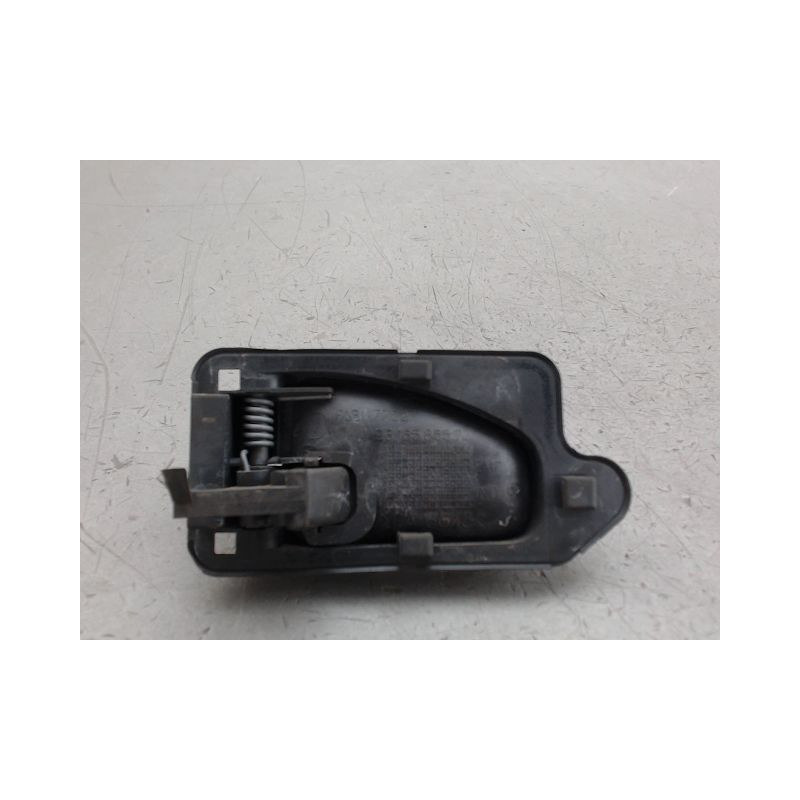 POIGNEE INTERIEURE PORTE AVANT DROIT CITROEN SAXO