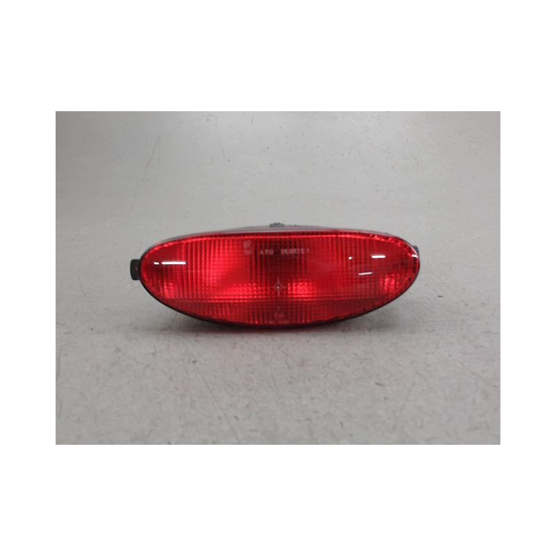 FEU BROUILLARD CENTRAL ARRIERE PEUGEOT 206