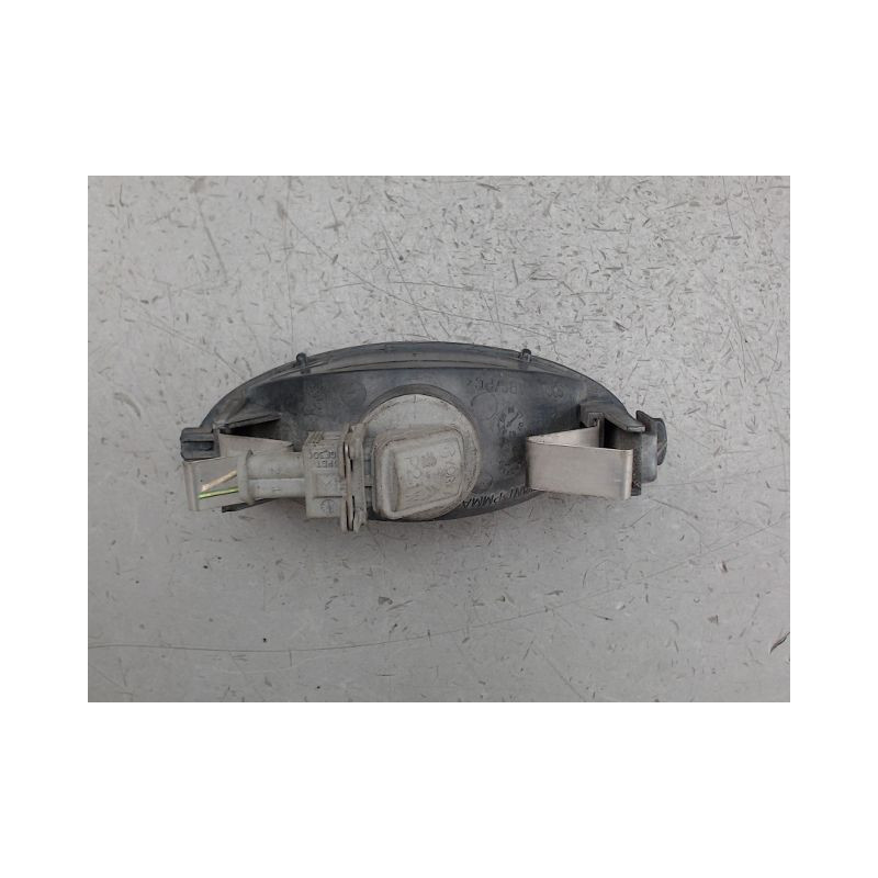 FEU BROUILLARD CENTRAL ARRIERE PEUGEOT 206