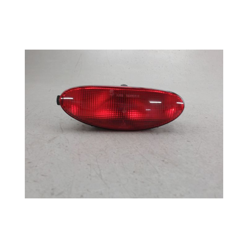 FEU BROUILLARD CENTRAL ARRIERE PEUGEOT 206