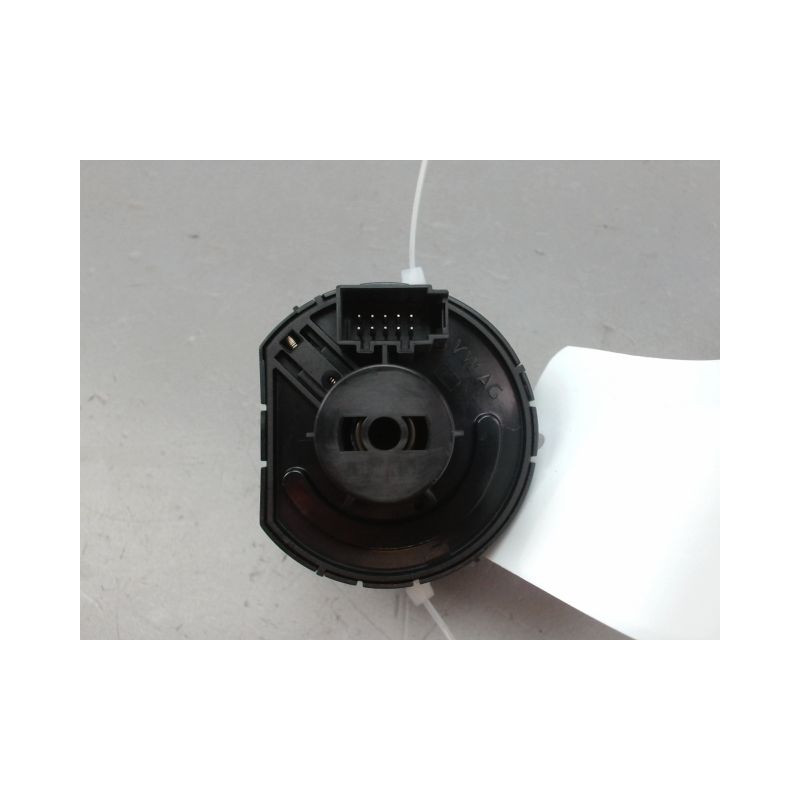 INTERIEUR COMMANDE PHARES VOLKSWAGEN POLO V Phase 1 (6R) 2009-2014