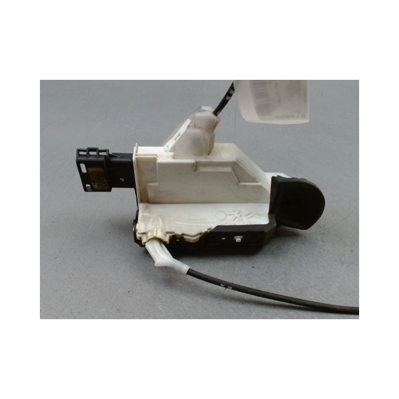 SYSTEME CONDAMNATION AVANT GAUCHE PEUGEOT 5008 MONOSP. I Phase 1 2009-2013