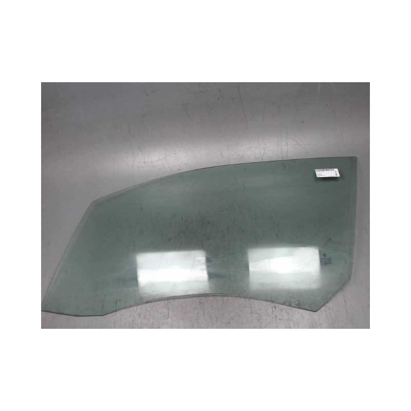 GLACE PORTE AVG PEUGEOT 208