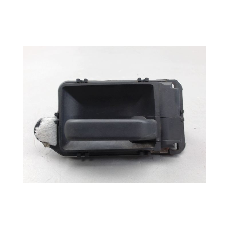 POIGNEE INTERIEURE PORTE AVANT DROIT PEUGEOT 106
