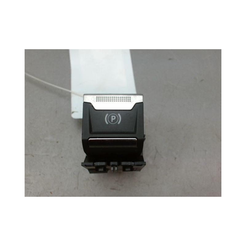 INTERIEUR COMMANDE FREIN A MAIN PEUGEOT 208