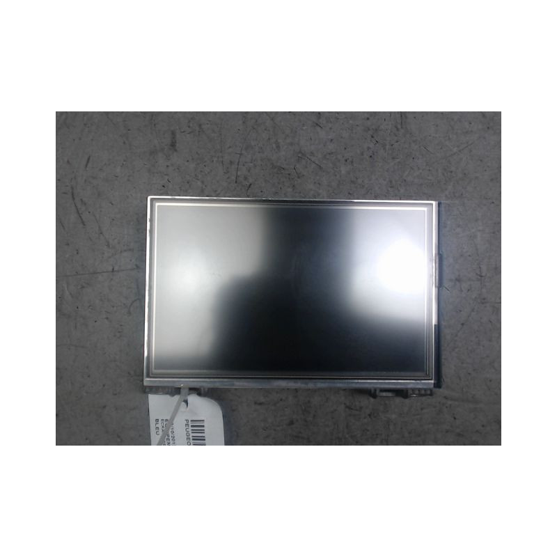 ECRAN GPS PEUGEOT 208