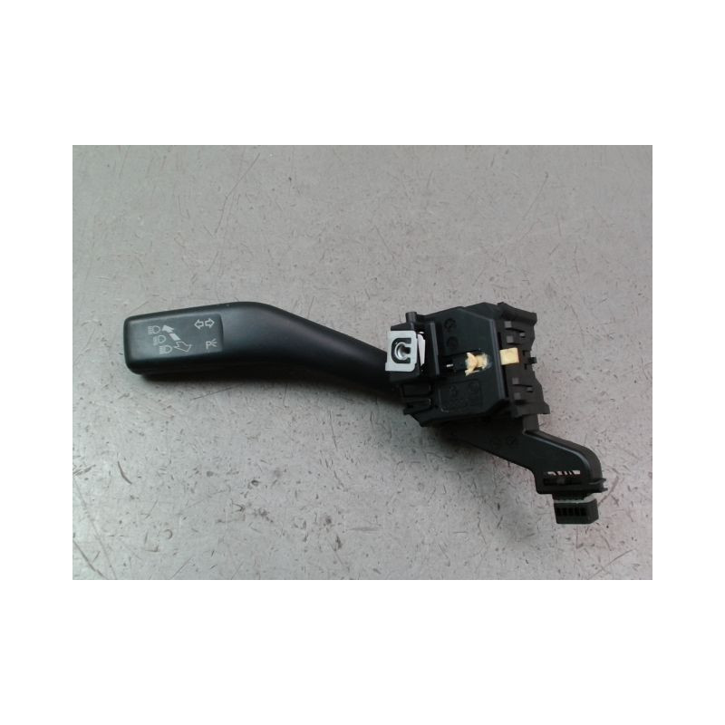 COMMANDE CLIGNOTANT VOLKSWAGEN GOLF VI (1K) 2008-2013