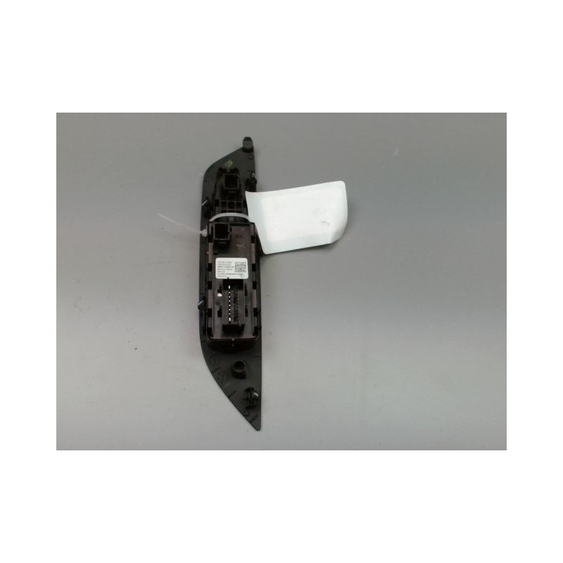 COMMANDE LEVE-GLACE PORTE AVG PEUGEOT 208