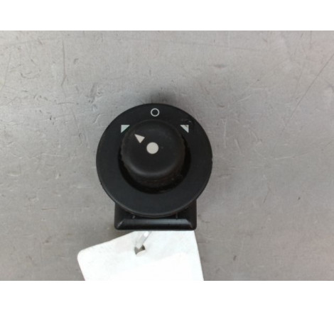 COMMANDE RETROVISSEUR EXT ELECTRIQUE