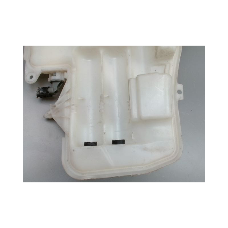 RESERVOIR LAVE-GLACE AVANT BMW SERIE 1 I (E81) 2007-2011