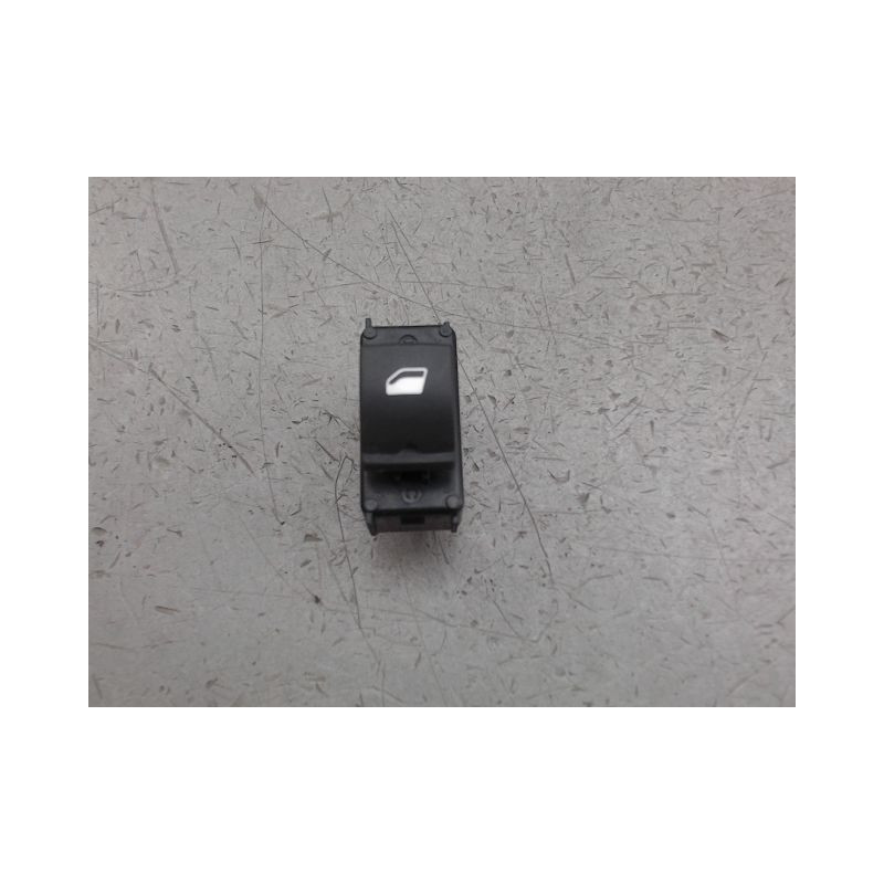 COMMANDE LEVE-GLACE PORTE AVD PEUGEOT 208