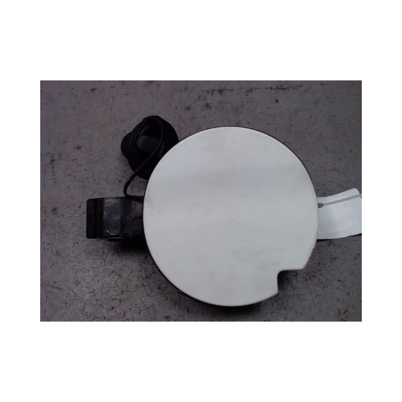 VOLET DE TRAPPE CARBURANT FIAT DOBLO