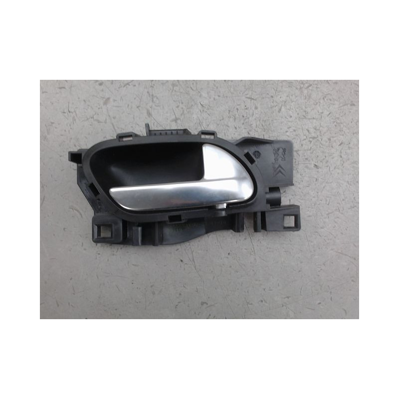 POIGNEE INTERIEURE PORTE AVANT DROIT PEUGEOT 208