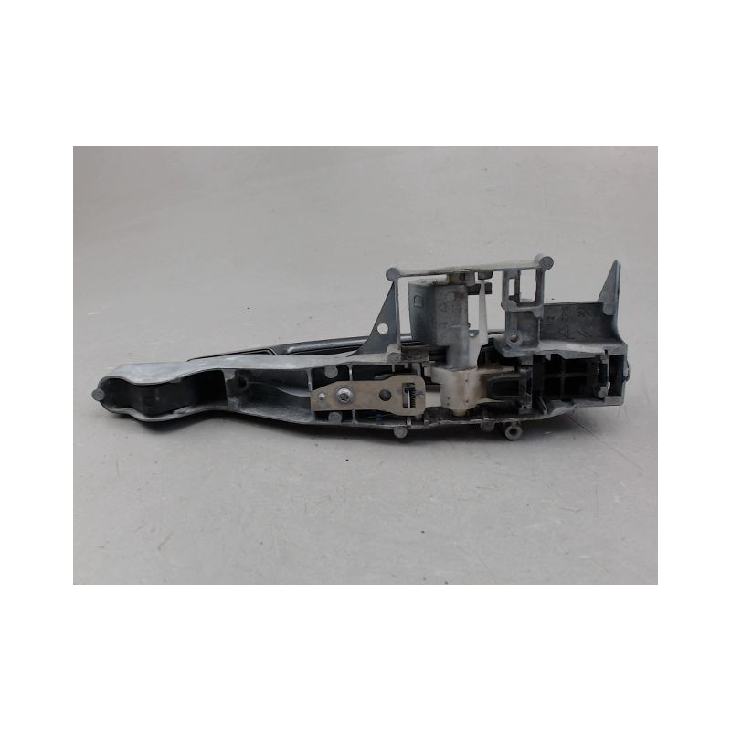 POIGNEE EXTERIEURE PORTE AVANT DROIT PEUGEOT 208