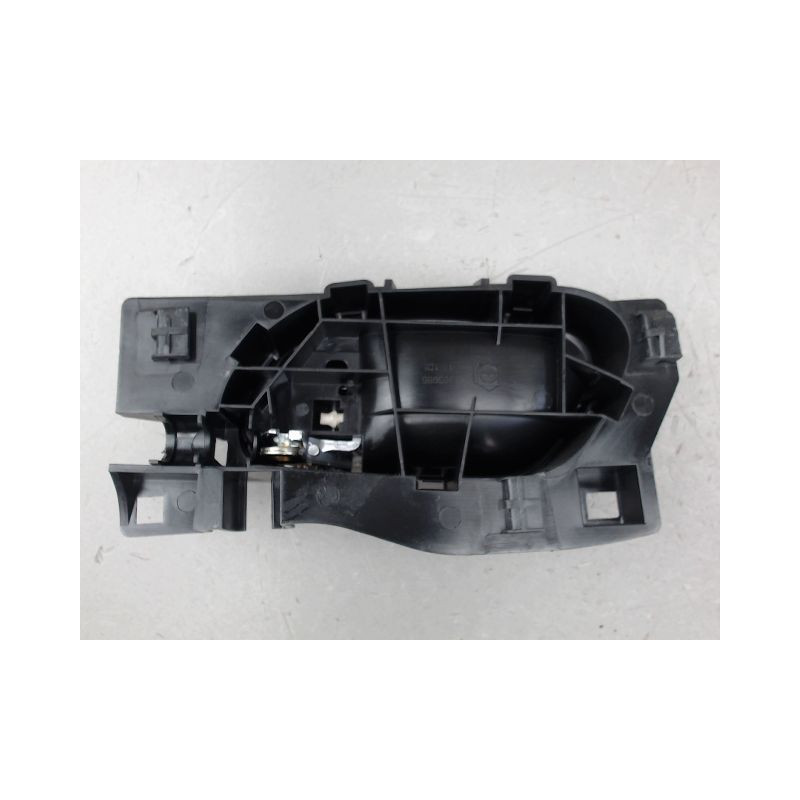 POIGNEE INTERIEURE PORTE AVANT DROIT PEUGEOT 208