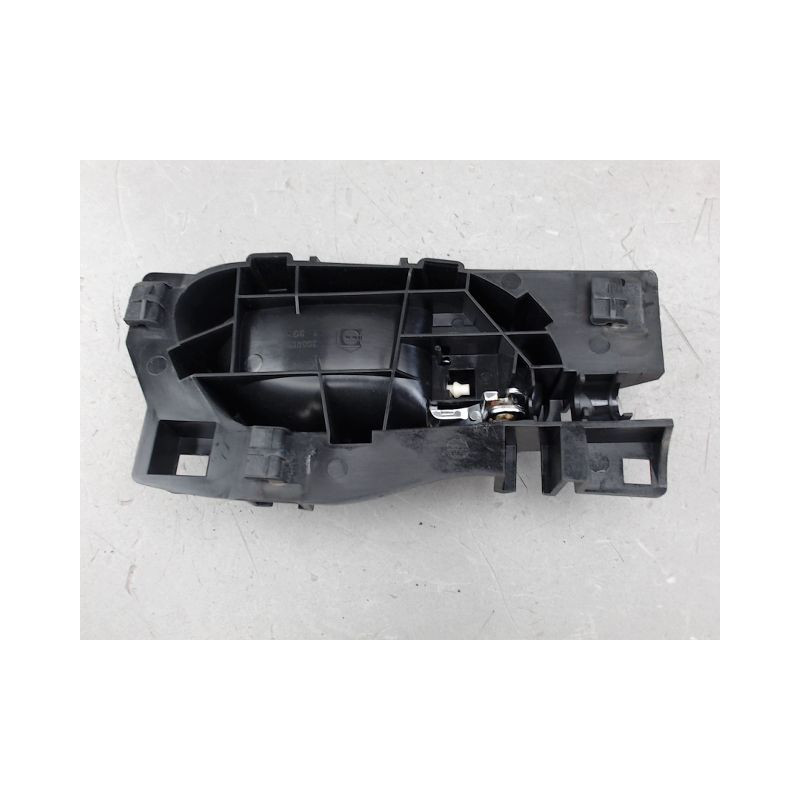 POIGNEE INTERIEURE PORTE AVANT GAUCHE PEUGEOT 208