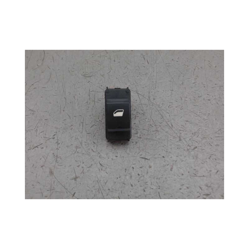 COMMANDE LEVE-GLACE PORTE AVD PEUGEOT 5008