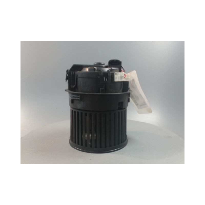 MOTEUR VENTILATEUR CHAUFFAGE PEUGEOT 208