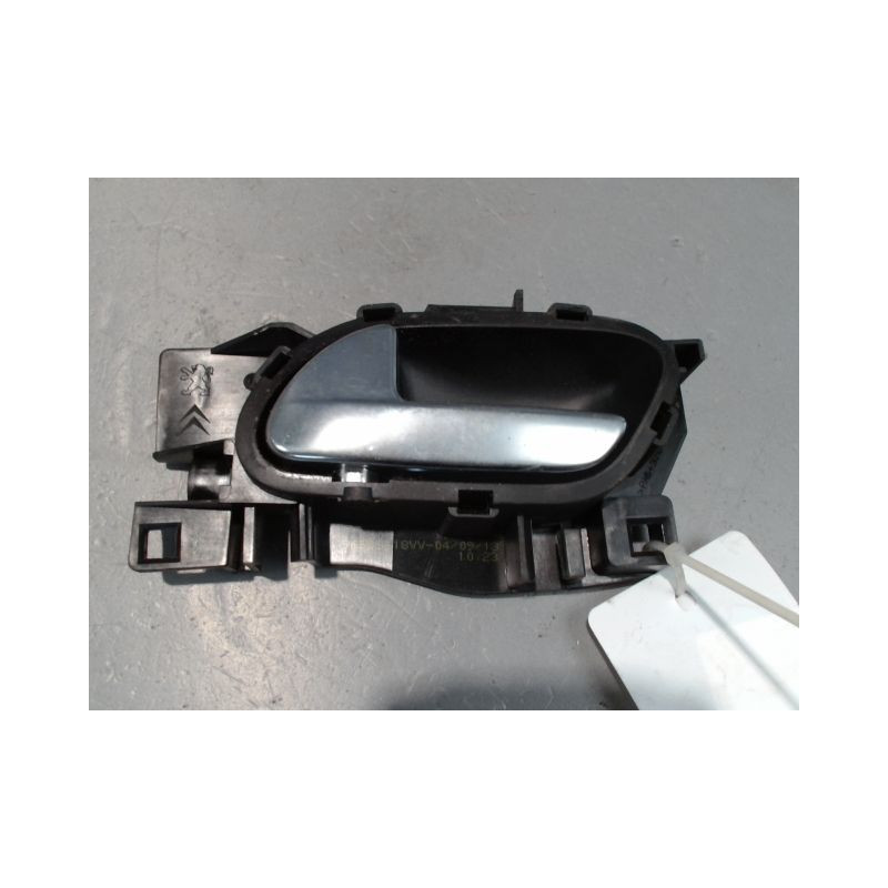 POIGNEE INTERIEURE PORTE AVANT GAUCHE PEUGEOT 2008