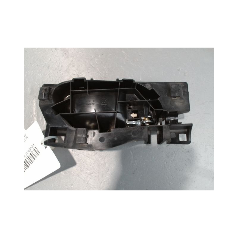 POIGNEE INTERIEURE PORTE AVANT GAUCHE PEUGEOT 2008