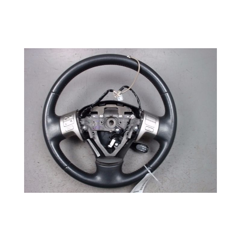 VOLANT DE DIRECTION TOYOTA AURIS 2007-