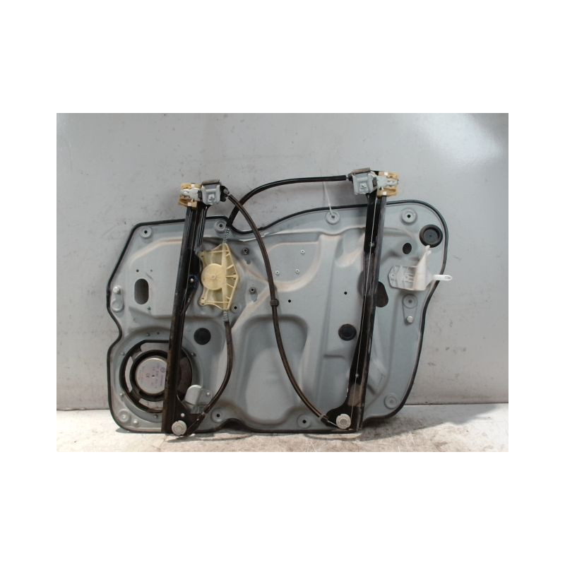 MECANISME+MOTEUR LEVE-GLACE AVANT GAUCHE VOLKSWAGEN TOURAN 07-