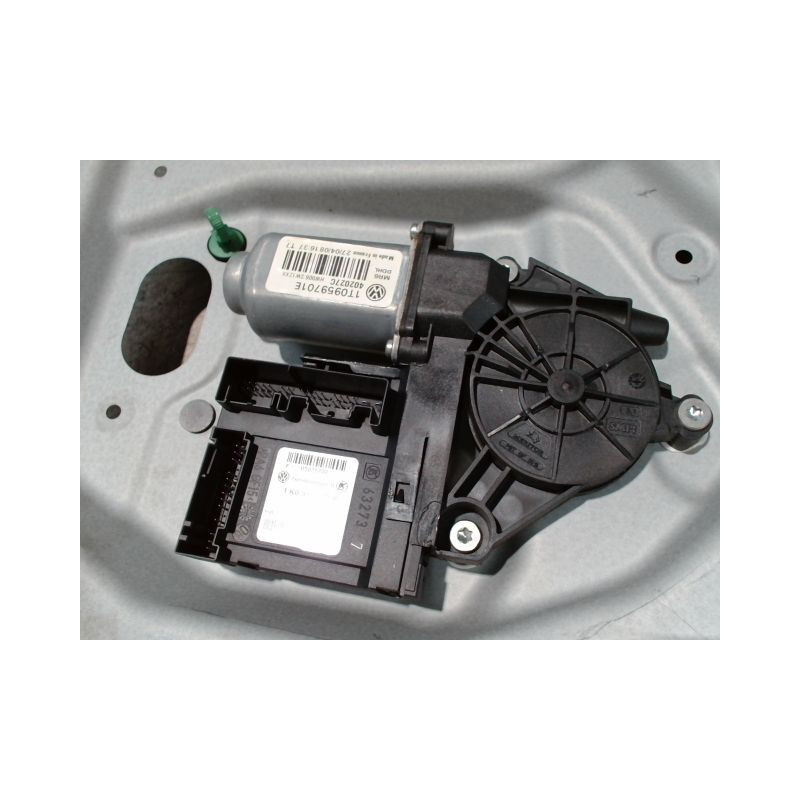 MECANISME+MOTEUR LEVE-GLACE AVANT GAUCHE VOLKSWAGEN TOURAN 07-