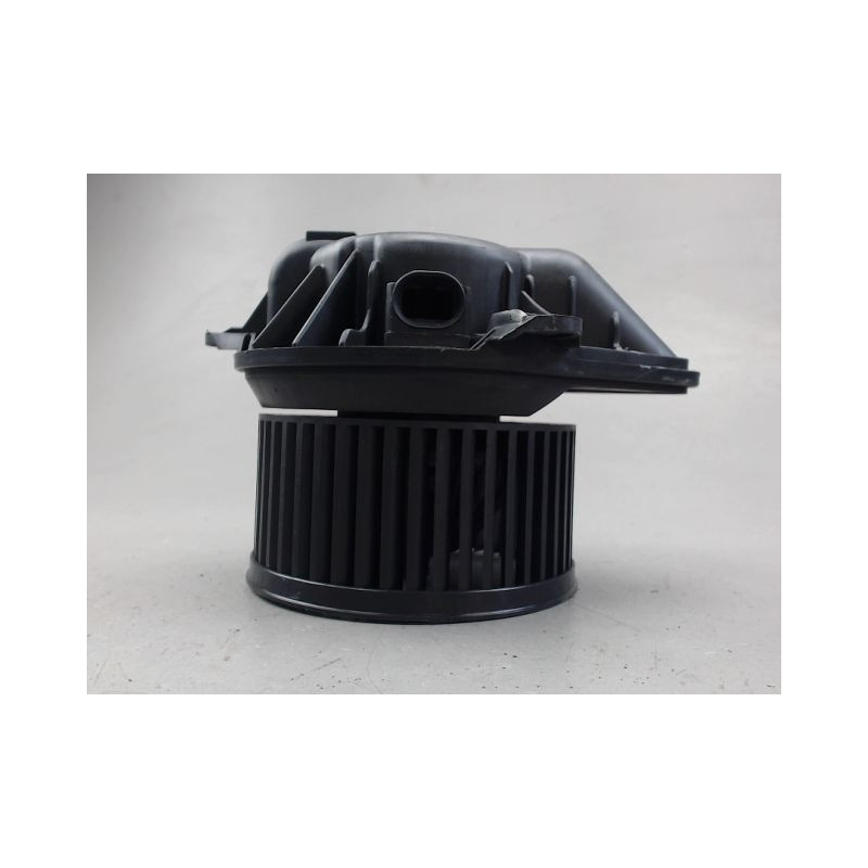 MOTEUR VENTILATEUR CHAUFFAGE PEUGEOT 607