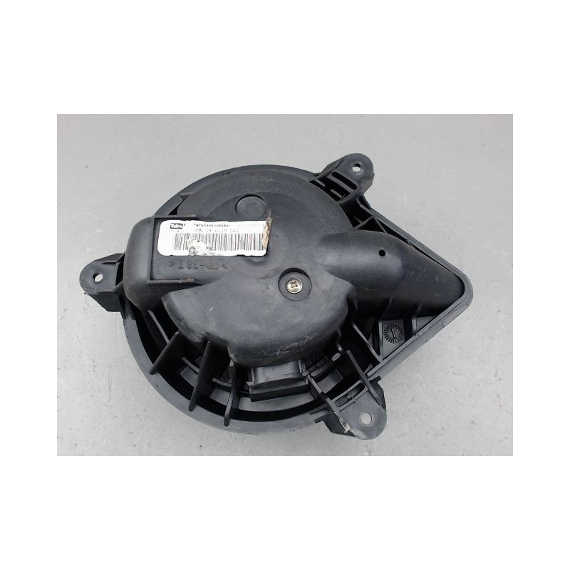 MOTEUR VENTILATEUR CHAUFFAGE PEUGEOT 607