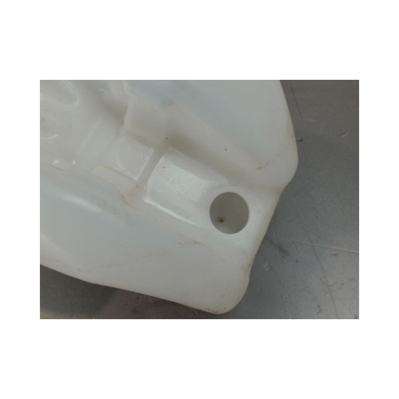 RESERVOIR LAVE-GLACE AVANT PEUGEOT 208