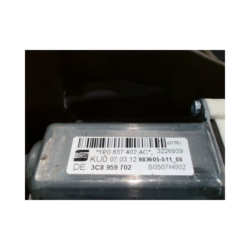 MECANISME+MOTEUR LEVE-GLACE AVANT DROIT SEAT LEON 2009-