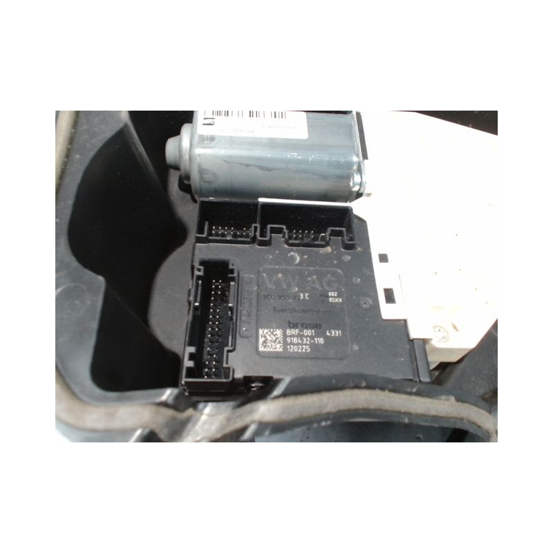 MECANISME+MOTEUR LEVE-GLACE AVANT GAUCHE SEAT LEON 2009-