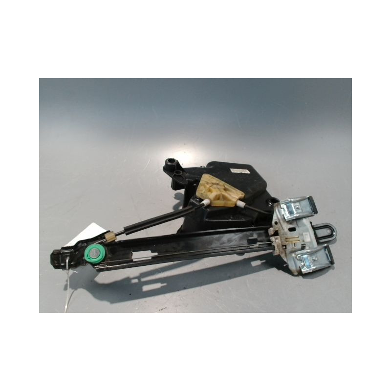 MECANISME+MOTEUR LEVE-GLACE ARRIERE GAUCHE SEAT LEON 2009-