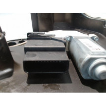 MECANISME+MOTEUR LEVE-GLACE ARRIERE GAUCHE SEAT LEON 2009-
