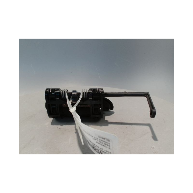 POIGNEE EXTERIEURE PORTE AVANT DROIT PEUGEOT 206+ 2009-