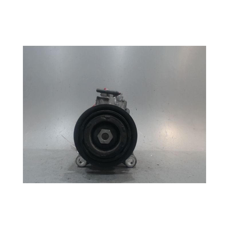 COMPRESSEUR AIR CONDITIONNE B.M.W. SERIE 1