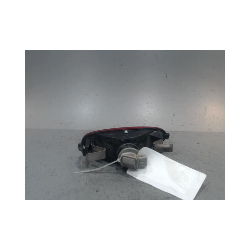 FEU BROUILLARD CENTRAL ARRIERE PEUGEOT 206