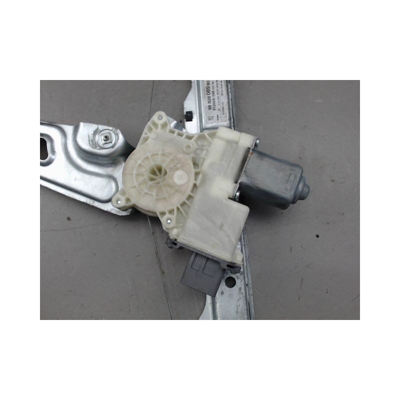 MECANISME LEVE-GLACE AVANT GAUCHE PEUGEOT 5008
