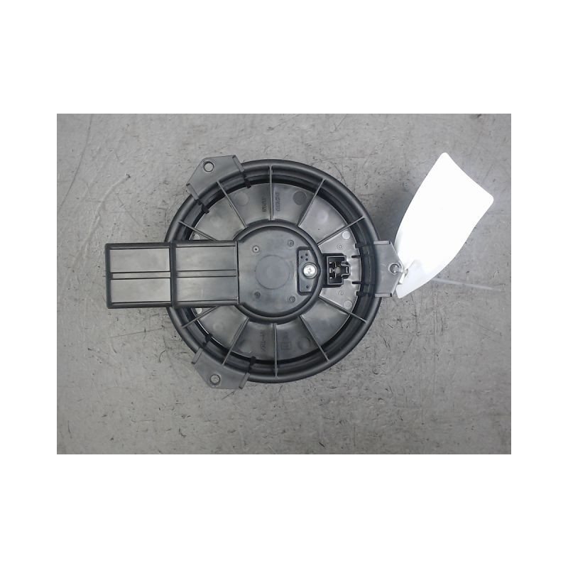 MOTEUR VENTILATEUR CHAUFFAGE PEUGEOT ION