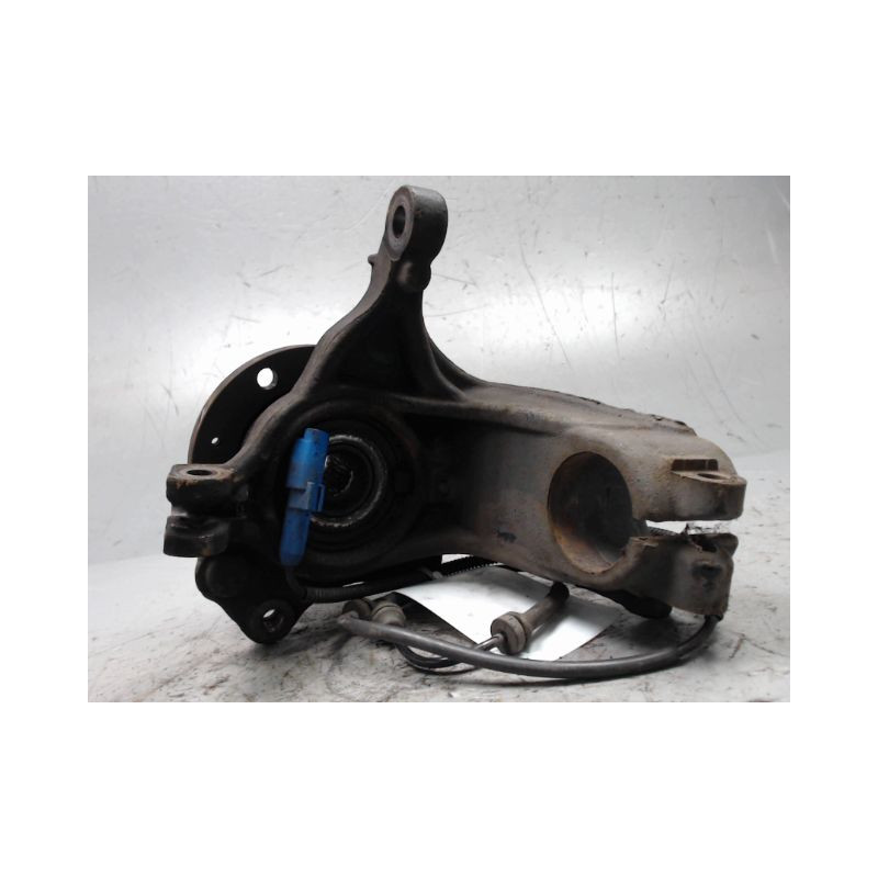 PIVOT AVANT GAUCHE PEUGEOT 208