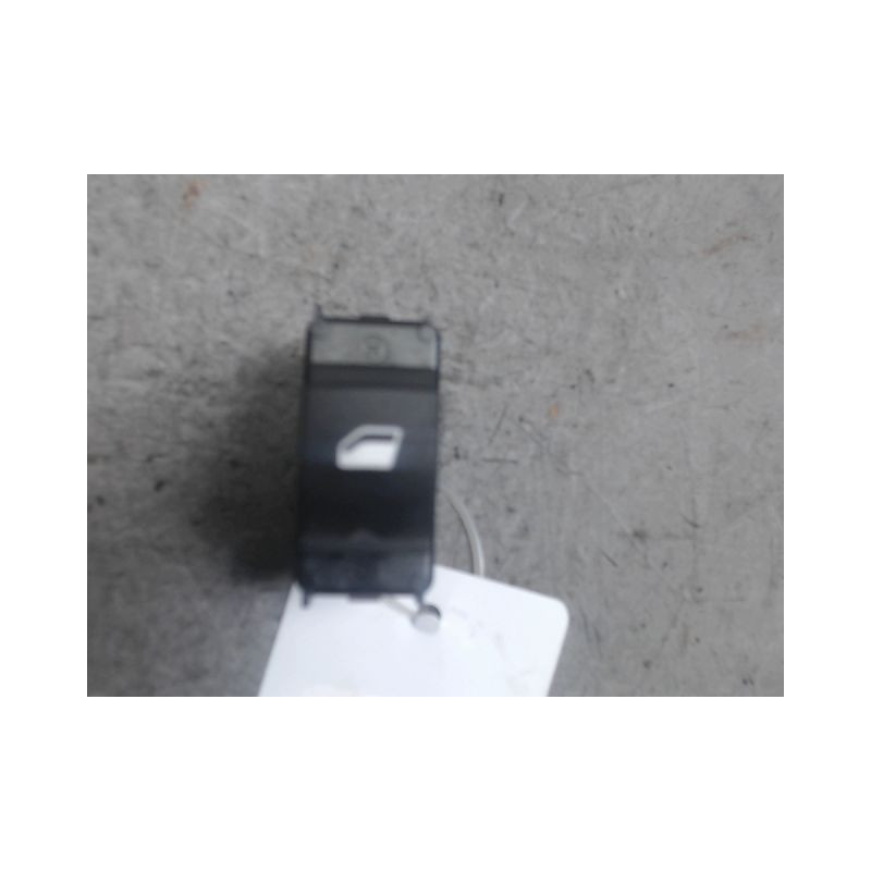 COMMANDE LEVE-GLACE PORTE AVD PEUGEOT 208