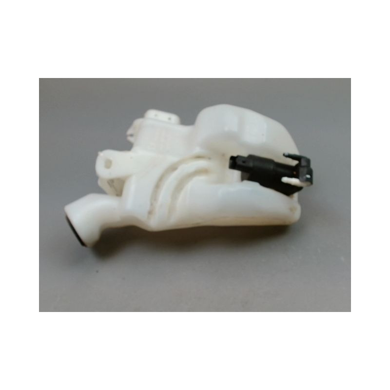 RESERVOIR LAVE-GLACE AVANT PEUGEOT 2008 Phase 1 2013-...