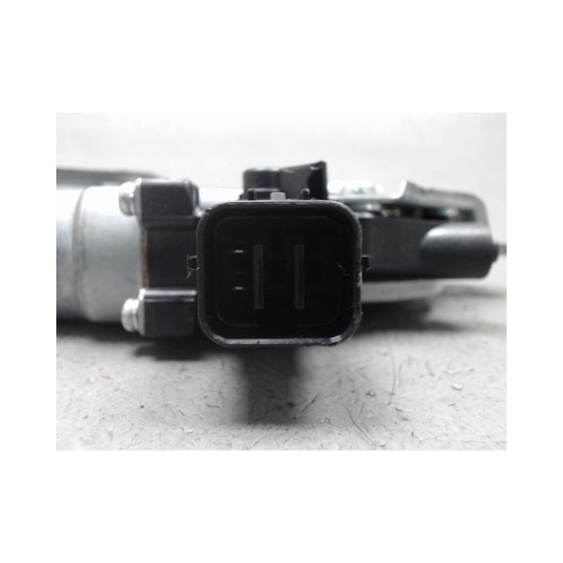 MECANISME+MOTEUR LEVE-GLACE ARRIERE DROIT PEUGEOT ION