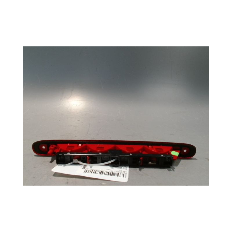 FEUX STOP SUPPLEMENTAIRE PEUGEOT 107 5P