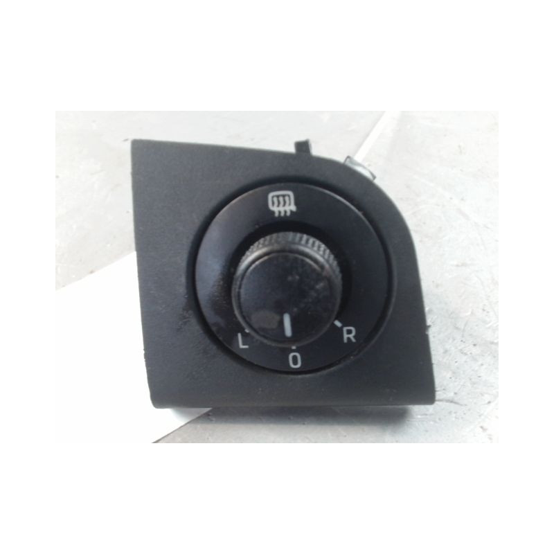 COMMANDE RETROVISSEUR EXTERIEUR ELECTRIQUE SKODA OCTAVIA 2008-