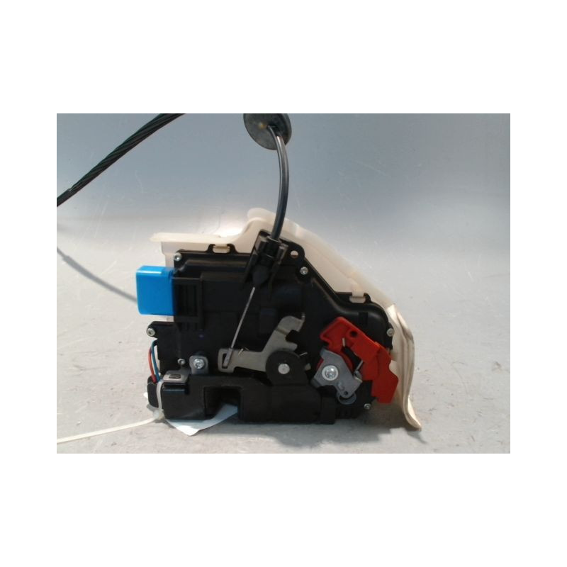 SYSTEME CONDAMNATION AVANT DROIT VOLKSWAGEN GOLF V 2003-2009