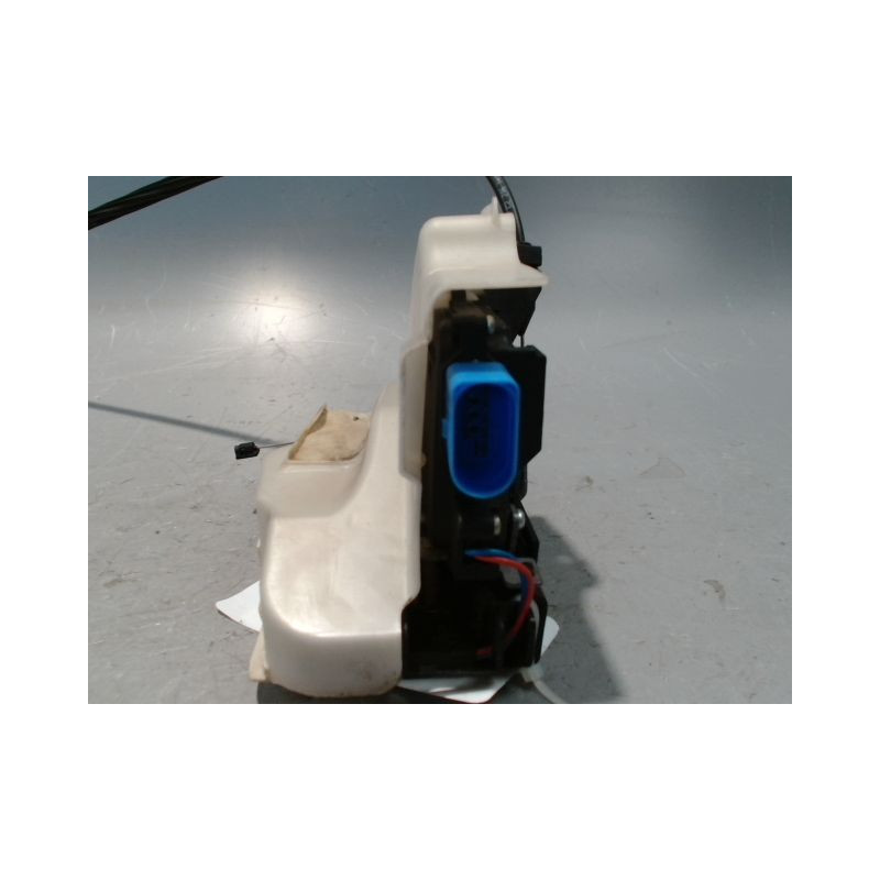 SYSTEME CONDAMNATION AVANT DROIT VOLKSWAGEN GOLF V 2003-2009