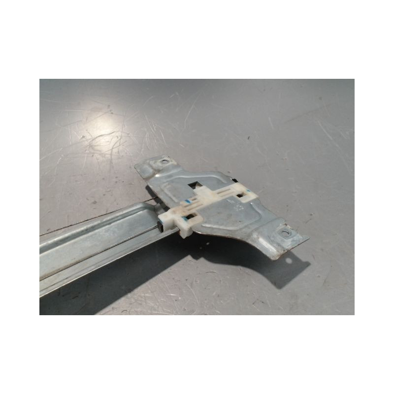 MECANISME+MOTEUR LEVE-GLACE AVANT GAUCHE PEUGEOT 2008